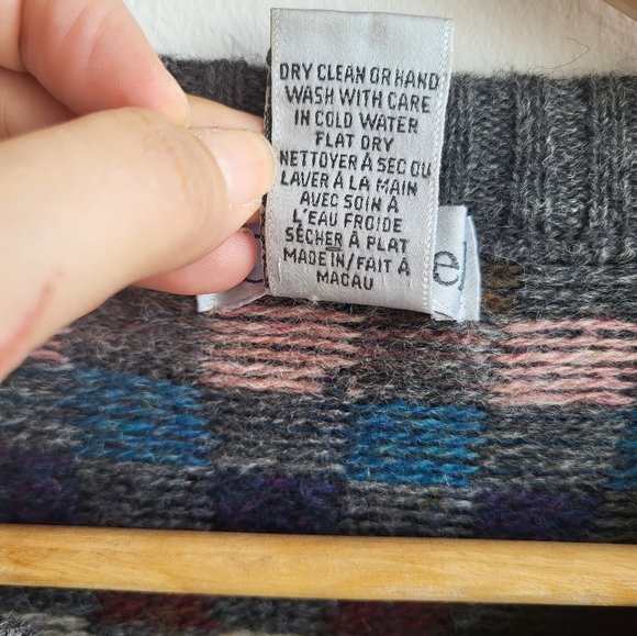 Vintage Cacharel wool Sweater - Picture 5 of 12